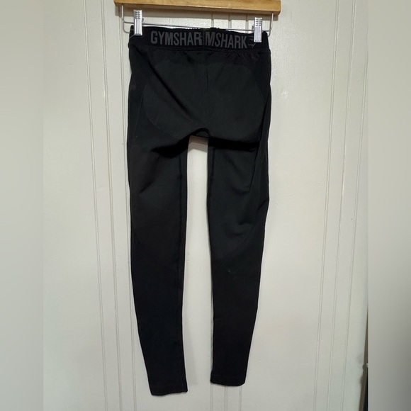 GUC Gym shark leggings,black - Picture 3 of 9